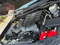 تۆیۆتا لاند کروزەر